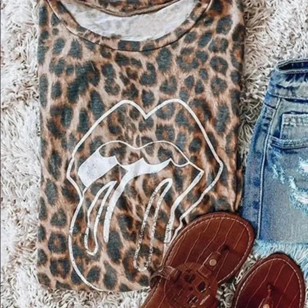 🆕Leopard Printed Lips T-Shirt L🆕 - Picture 2 of 6
